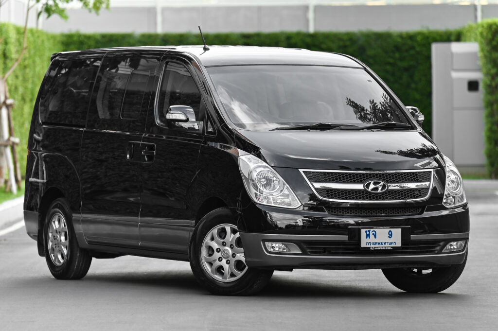 รถเพื่อคนที่คุณรัก Hyundai H-1 Welcab รถเข็นขึ้นลงไฟฟ้า กว้างขวาง ใช้งานง่ายเพียงกดปุ่ม สะดวกมากครับ