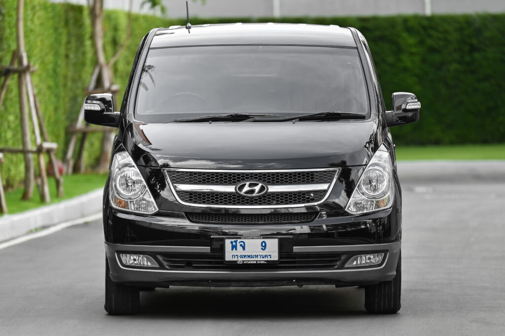 รถเพื่อคนที่คุณรัก Hyundai H-1 Welcab รถเข็นขึ้นลงไฟฟ้า กว้างขวาง ใช้งานง่ายเพียงกดปุ่ม สะดวกมากครับ