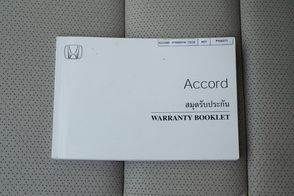 Accord Hybrid TECH G9 รุ่น Top หลังคา Sunroof เจ้าของลำดับเดียวซื้อเงินสด สีเทา Modern Steel สวยมาก