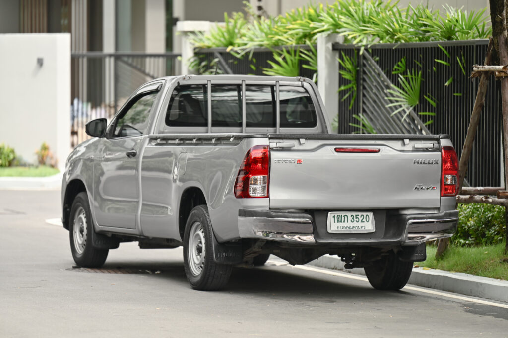 Toyota Hilux Revo Single Cab ปี 2015 ดีเซล 2.4 เทอร์โบ ไม่มีอุบัติเหตุ เจ้าของบริษัทลำดับเดียว