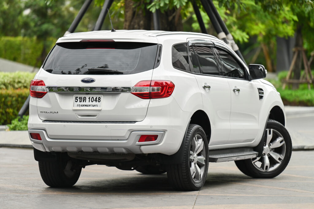 111,886 km Ford Everest 2.2 Titanium Plus รุ่นTop ปี17 หลังคากระจก เจ้าของลำดับเดียว ไม่มีอุบัติเหตุ