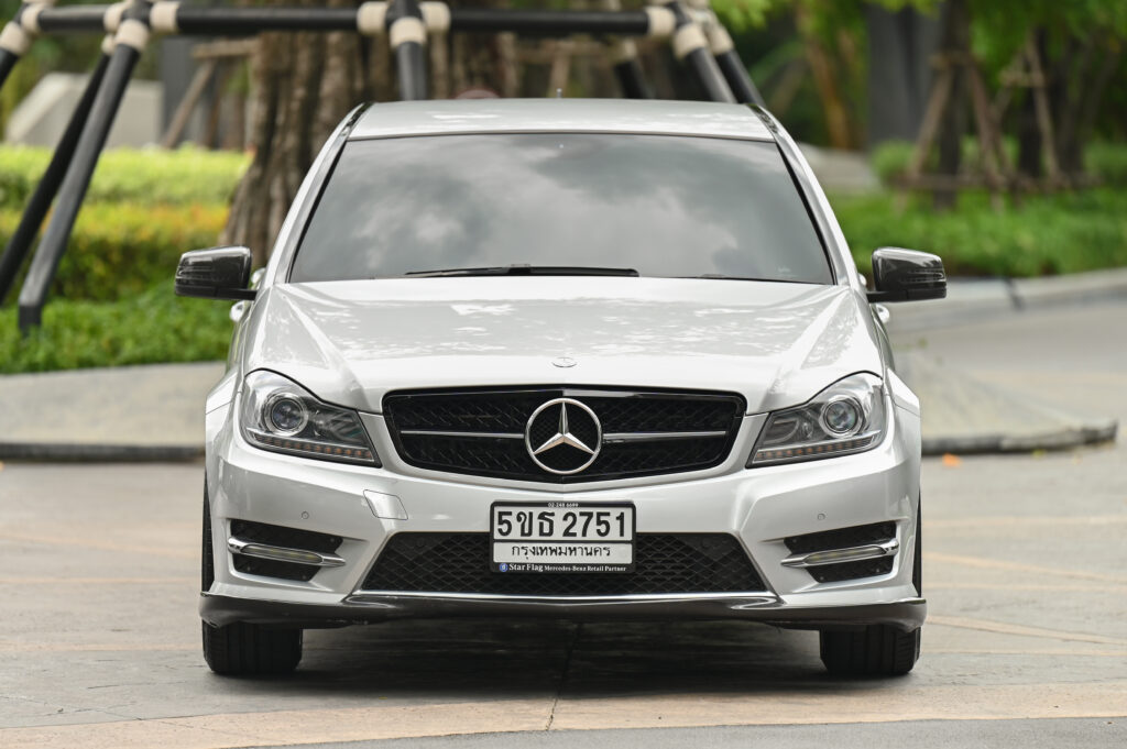 Benz C200 Edition C W204 Facelift เกียร์ 7-Speed ปี 2014 ชุดแต่งคาร์บอน ท่อคู่ ล้อ NICHE 19 นิ้ว