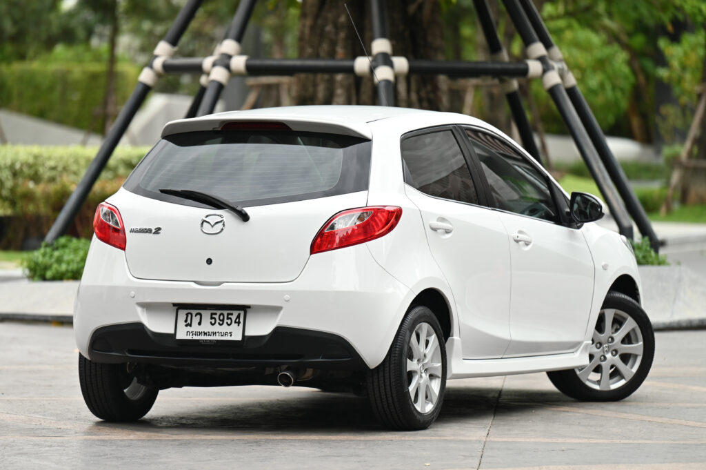 31,831 km Mazda 2 Hatchback 1.5 Sport Spirit เกียร์ออโต้ ปี 2010 เจ้าของลำดับเดียว ไม่มีอุบัติเหตุ