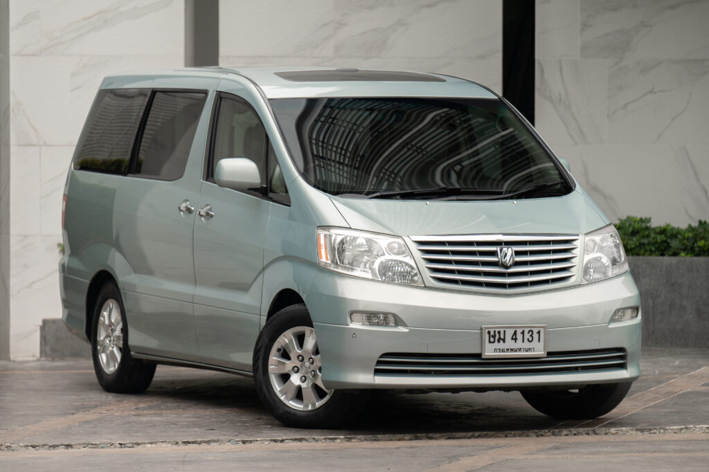 Toyota Alphard Welcab 3.0V ANH10 น้ำมันล้วน ปี 2004 รถเพื่อคนที่คุณรัก เบาะรถเข็นยกขึ้นลงระบบไฟฟ้า