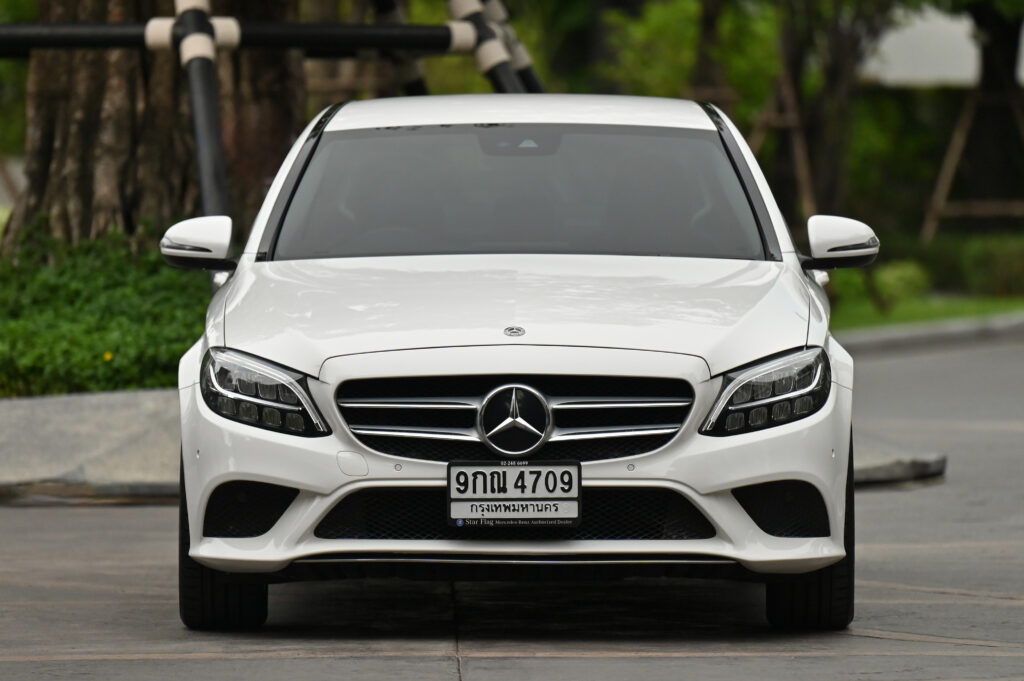 Mercedes-Benz C 220 d ปี 19 ดีเซลเทอร์โบ W205 Facelift ไม่มีอุบัติเหตุ เซอร์วิสประวัติศูนย์ทุกะระยะ