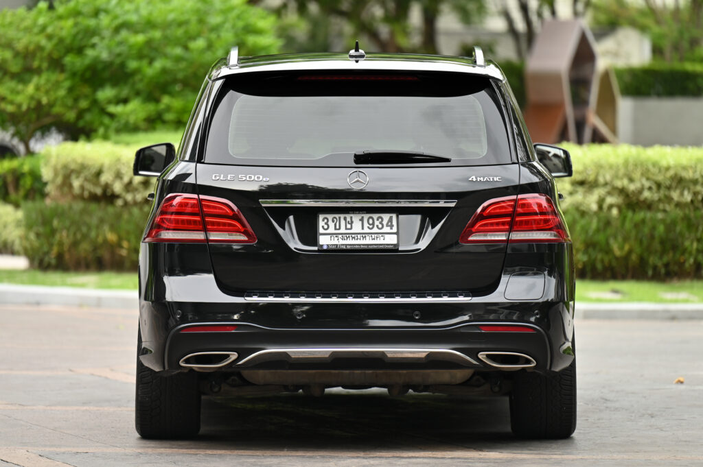 72,625 km Benz GLE 500 4MATIC AMG Dynamic รุ่น Top สุด ไมล์แท้ ประวัติศูนย์ทุกระยะ เจ้าของลำดับเดียว