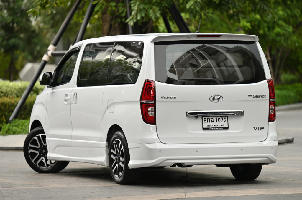 59,600 km Hyundai Grand Starex VIP Big Minorchange ปี 19 หน้าใหม่ 7 ที่นั่งป้ายดำแท้ ไม่มีอุบัติเหตุ