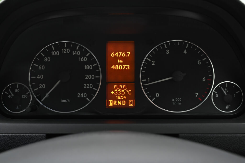 48,073 km Mercedes-Benz A170 Avantgarde ปี 2008 เจ้าของลำดับเดียว ไม่มีอุบัติเหตุ รถสวยมาก วิ่งน้อย