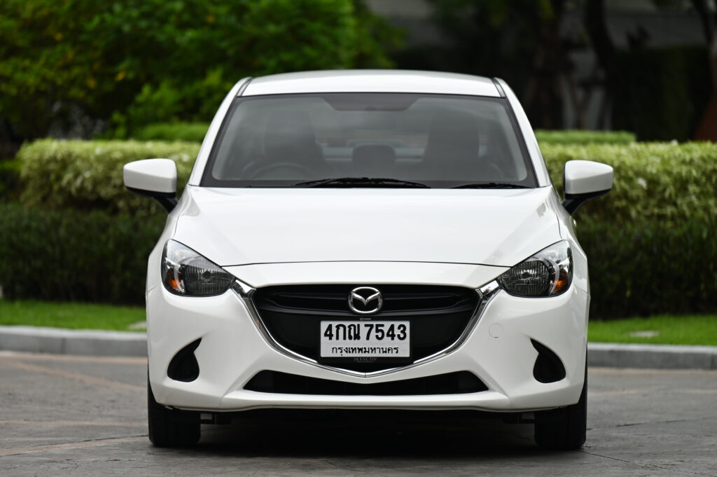 108,881 km Mazda 2 ดีเซล 1.5 XD เกียร์ออโต้ ปี 2015 4 ประตู ประวัติศูนย์ทุกระยะ เจ้าของลำดับเดียว