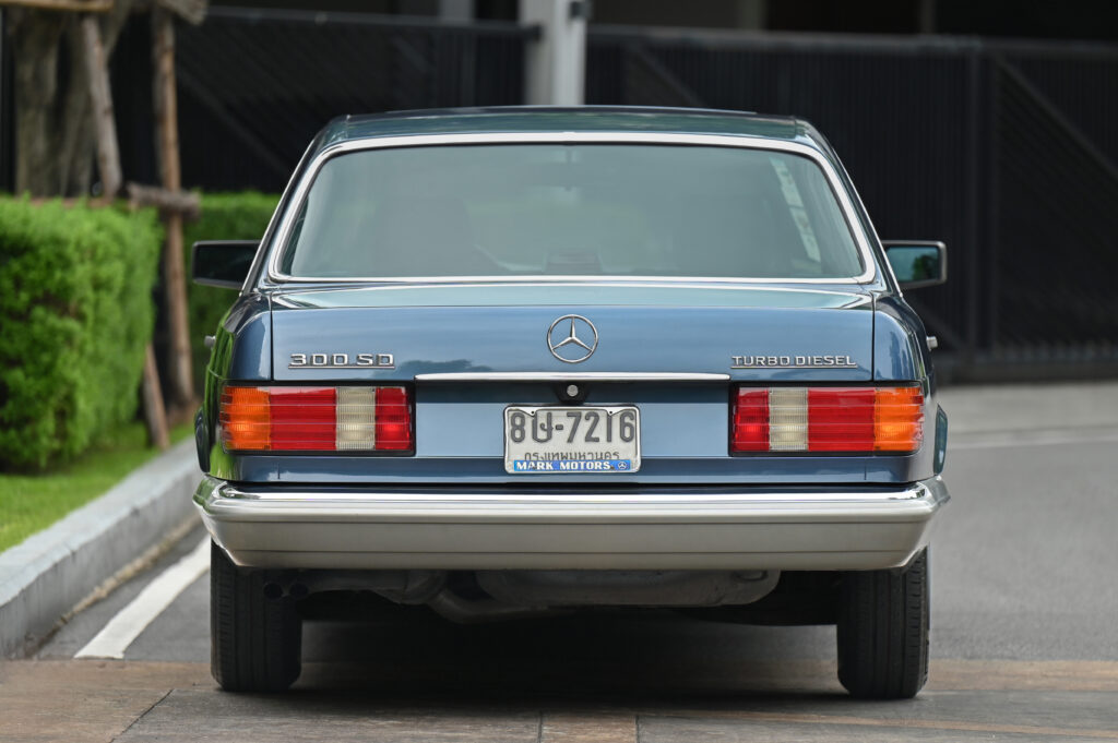 20,000 MILES MERCEDES BENZ W126 300 SD TURBO DIESEL 1984 US SPEC