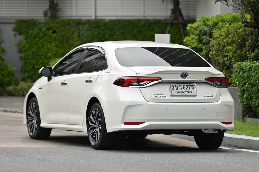 63,658 km Corolla ALTIS Hybrid High TNGA รุ่น Top สุด เจ้าของลำดับเดียว ประวัติศูนย์ ไม่มีอุบัติเหตุ