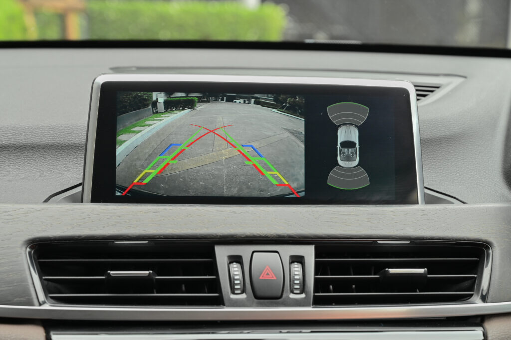 X1 sDrive18d xLine F48 ดีเซล รถบ้านสภาพดี ล็อตนำเข้า ประวัติศูนย์ BMW Millenium Auto ลาดพร้าว