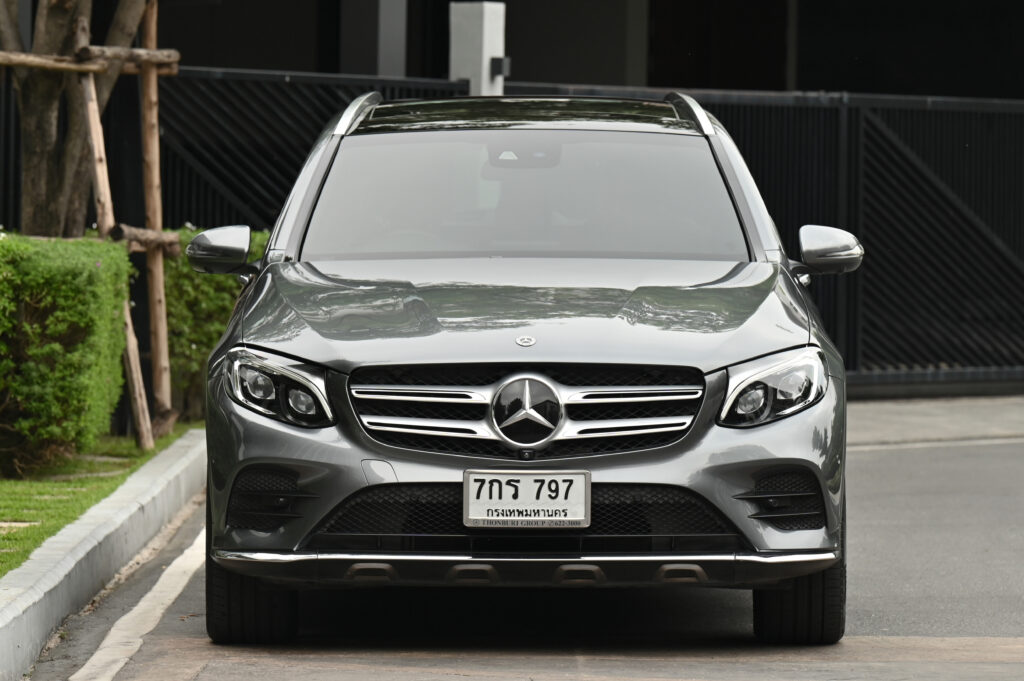 Benz GLC 250d AMG Dynamic ปี 18 แท้ ปรับอุปกรณ์แล้ว เพิ่ม DISTRONIC เรดาร์ Adaptive Cruise