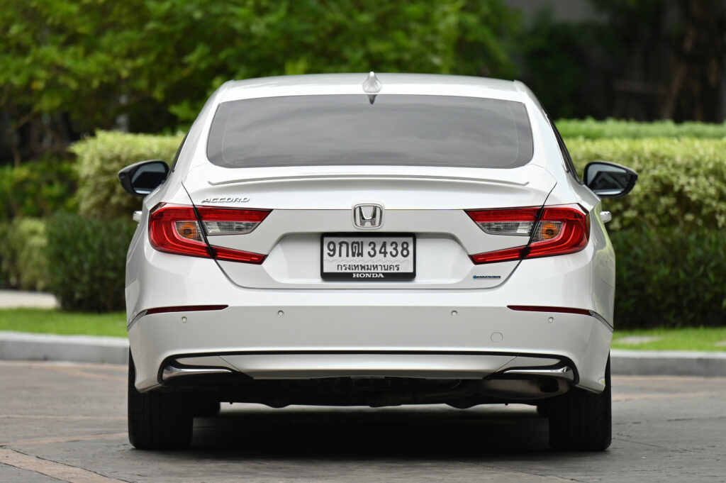 Accord Hybrid TECH ปี 2019 รุ่น Top หลังคา Sunroof เจ้าของลำดับเดียว ไม่มีอุบัติเหตุ ประวัติศูนย์