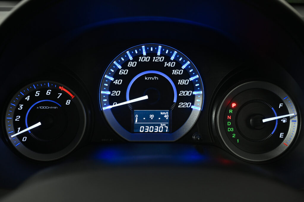 30,307 km CITY 1.5V Minor Change ปี 2013 รถบ้านสภาพดีที่คุณๆชื่นชอบในความสวยงามทนทานของรุ่นนี้ครับ