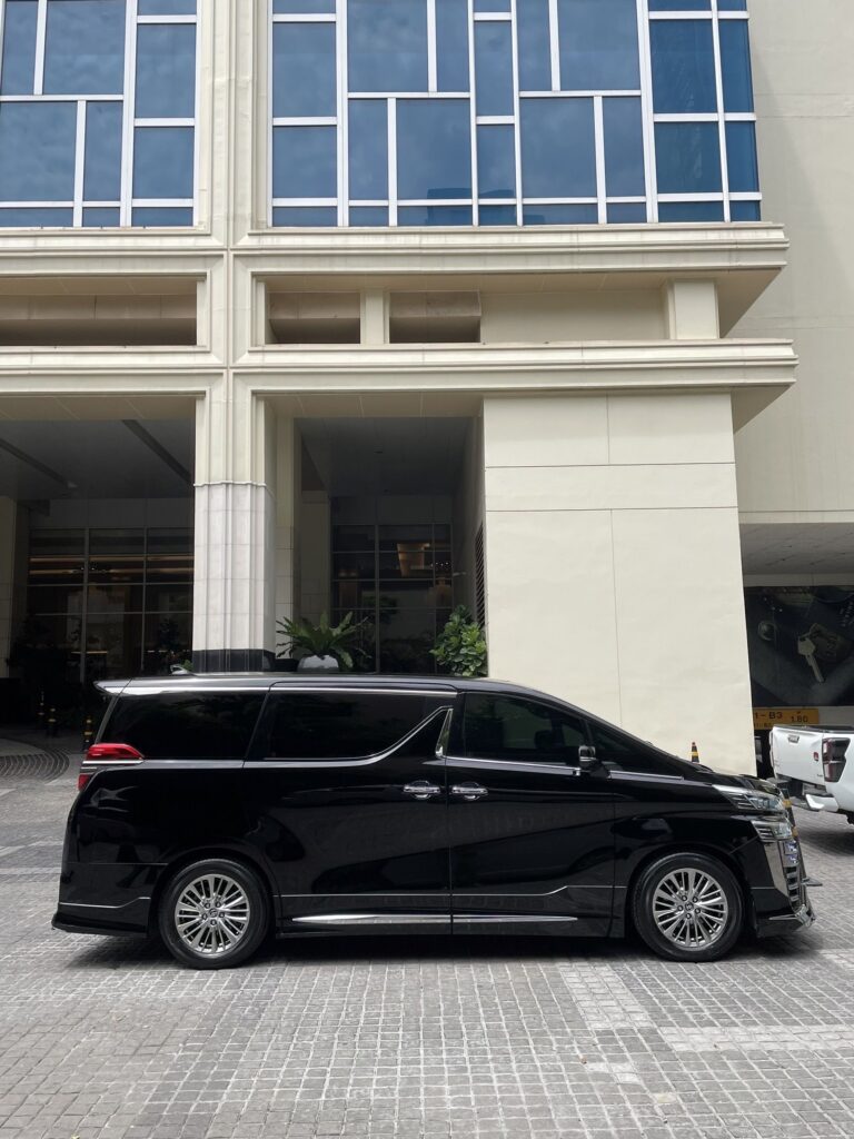 60,066 km VELLFIRE 2.5 ZG EDITION สีดำพร้อมชุดแต่ง Modellista