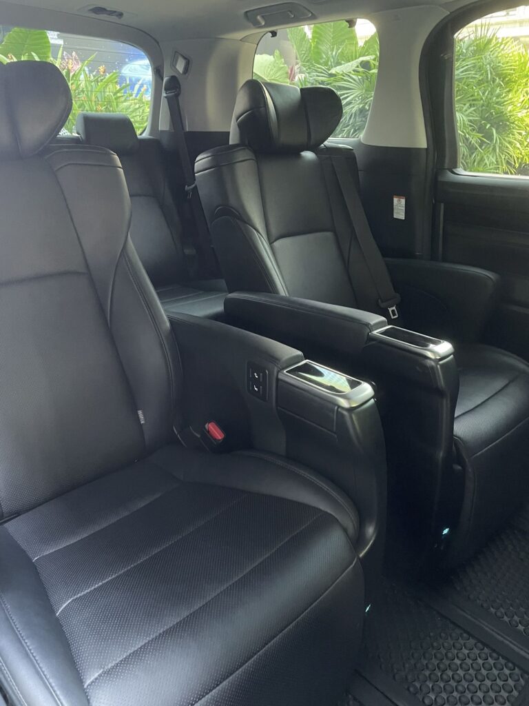 60,066 km VELLFIRE 2.5 ZG EDITION สีดำพร้อมชุดแต่ง Modellista
