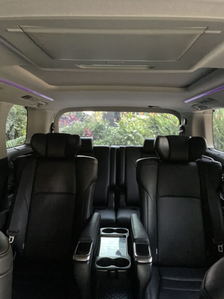 60,066 km VELLFIRE 2.5 ZG EDITION สีดำพร้อมชุดแต่ง Modellista