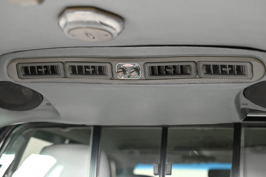 D-Max Hi-Lander 4 ประตู 3.0 Ddi i-TEQ ปี 06 เกียร์ธรรมดา หลังคาแครี่บอย รถบ้านสภาพดีไม่มีอุบัติเหตุ
