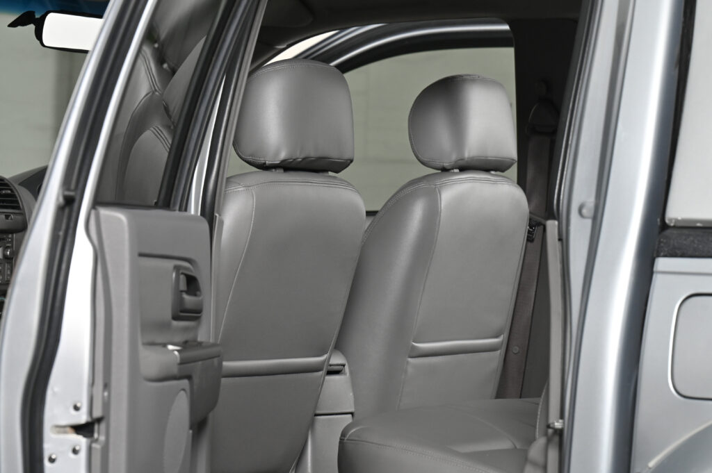 D-Max Hi-Lander 4 ประตู 3.0 Ddi i-TEQ ปี 06 เกียร์ธรรมดา หลังคาแครี่บอย รถบ้านสภาพดีไม่มีอุบัติเหตุ