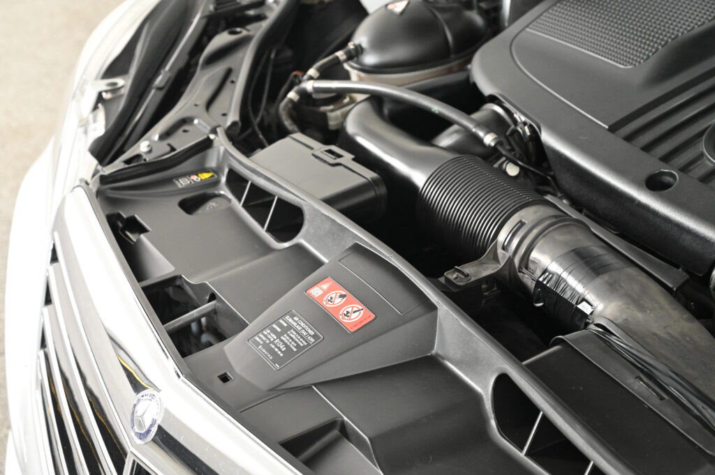 70,386 km BENZ W212 E250 CDI AMG SPORTS PACKAGE เกียร์คอพวงมาลัย 7 SPEED ที่คุณๆชื่นชอบครับ