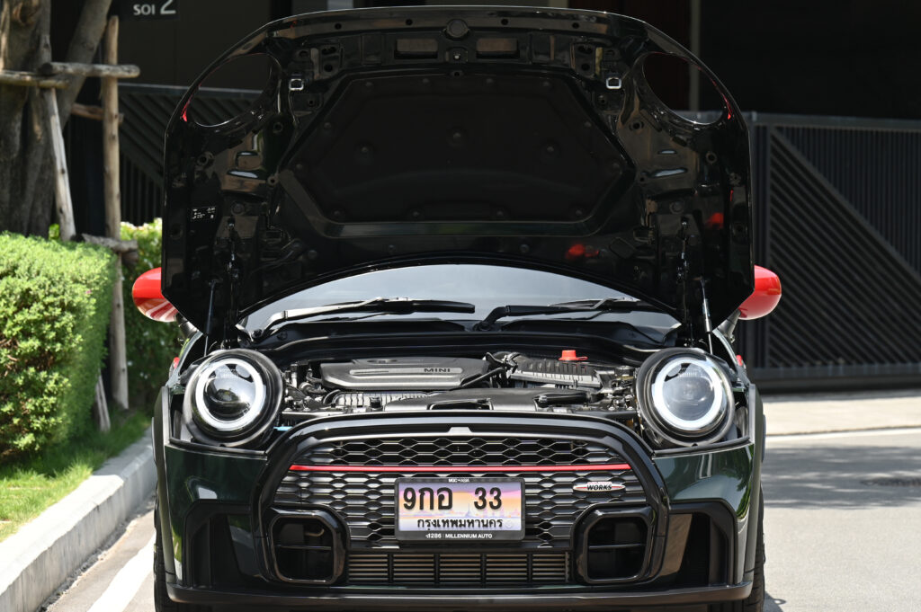 10,861 km MINI John Cooper Works ปี 2023 ขายดาวน์ 600,000 เปลี่ยนสัญญาผ่อนต่อหรือซื้อสดก็ได้เช่นกัน