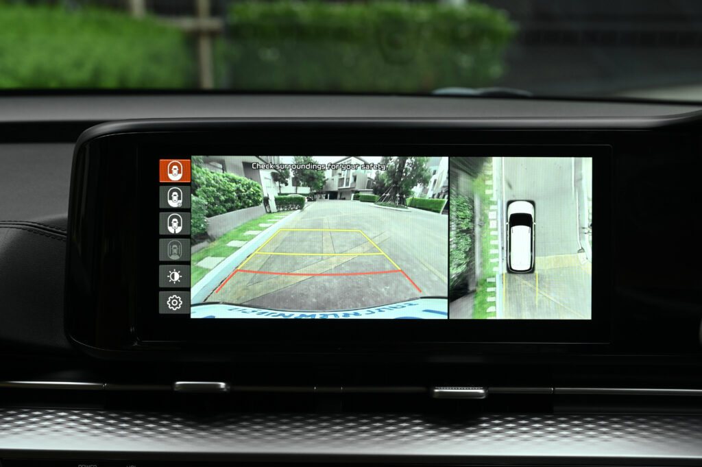 KIA CARNIVAL ดีเซล 2.2 EX 8AT ปี 2022 โลโก้ใหม่ 11 ที่นั่ง มีประวัติศูนย์ ขับดีมาก ไม่มีอุบัติเหตุ