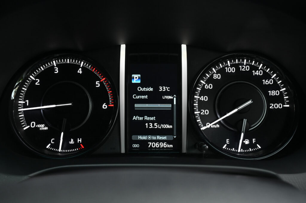 70,696 km Fortuner 2.4 LEGENDER รถบ้านมือเดียวสภาพดีมาก ประวัติศูนย์โตโยต้าตามระยะ ไม่มีอุบัติเหตุ