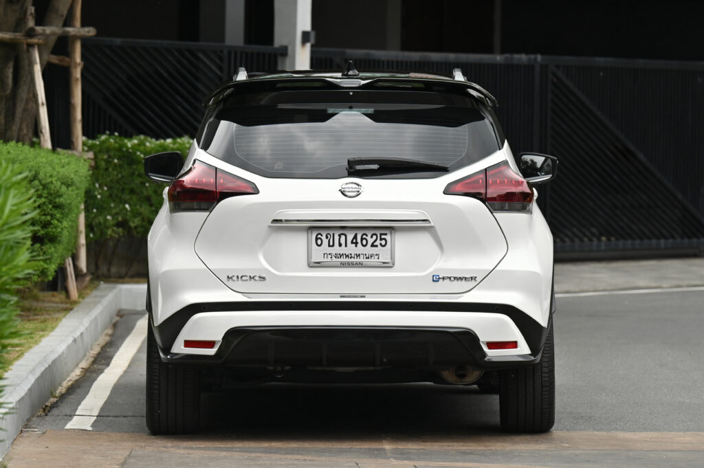 44,604 km Nissan Kicks e-POWER VL รุ่นพิเศษ Premiere Edition รถบ้านมือเดียวใช้งานน้อยสภาพดีมากครับ
