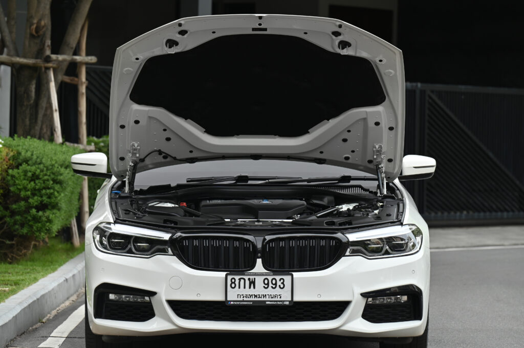 83,491 km BMW 530e M Sport G30 มี BSI ถึง 27/12/28 หรือ 100,000 km รถบ้านสภาพดีไม่มีอุบัติเหตุครับ