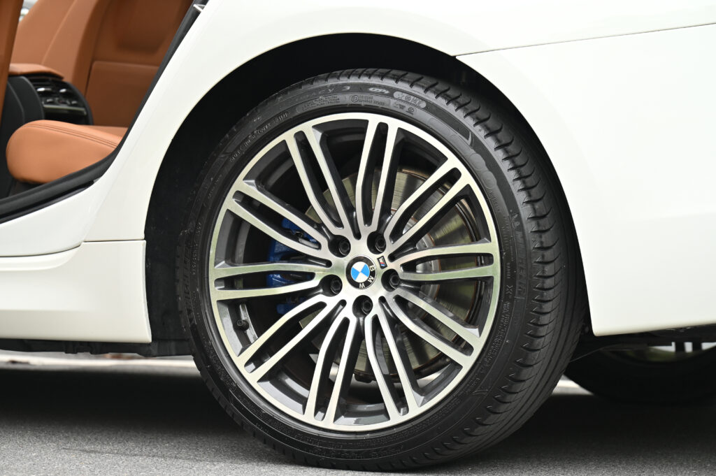 83,491 km BMW 530e M Sport G30 มี BSI ถึง 27/12/28 หรือ 100,000 km รถบ้านสภาพดีไม่มีอุบัติเหตุครับ