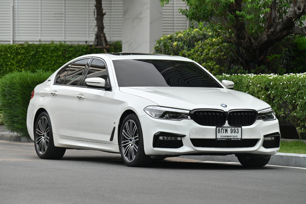 83,491 km BMW 530e M Sport G30 มี BSI ถึง 27/12/28 หรือ 100,000 km รถบ้านสภาพดีไม่มีอุบัติเหตุครับ