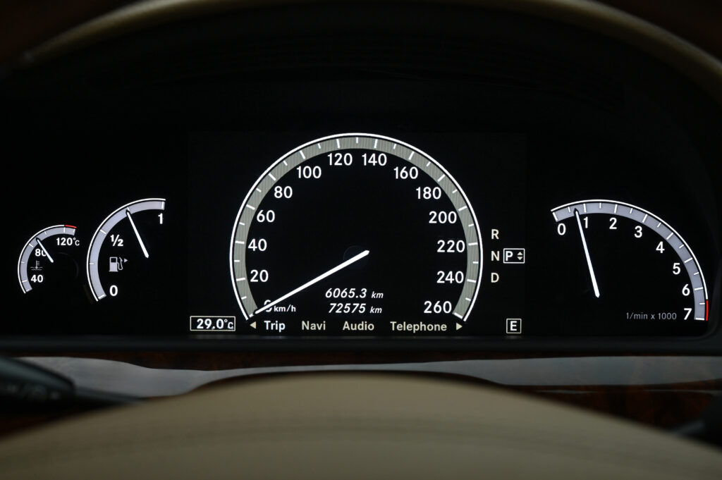 72,575 km Benz S300 L AMG Facelift ปี 2011 ศูนย์เบนซ์ไทย อดีตรถสถานเอกอัครราชทูตสหรัฐอาหรับเอมิเรตส์