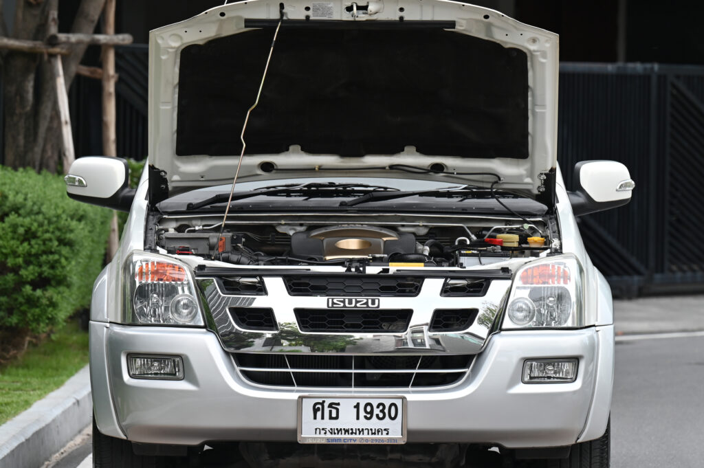 102,414 km ISUZU MU-7 I-TEQ 3.0 Ddi 4WD AT รุ่น TOP สุด รถบ้านมือเดียวซื้อเงินสดลำดับที่ 1 สวยมาก