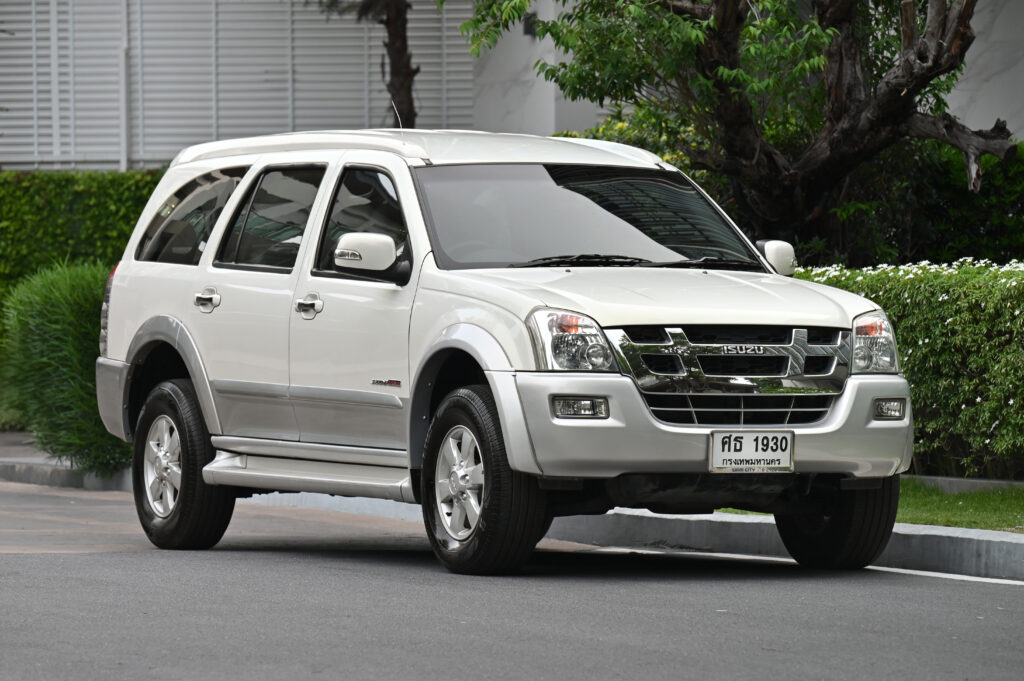 102,414 km ISUZU MU-7 I-TEQ 3.0 Ddi 4WD AT รุ่น TOP สุด รถบ้านมือเดียวซื้อเงินสดลำดับที่ 1 สวยมาก