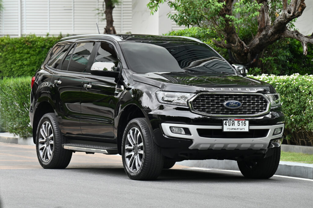 7,666 km Ford Everest 2.0 Bi-Turbo Titanium+ 4×4 Minorchange รถบ้านซื้อเงินสด ออกรถวันที่ 31/05/23
