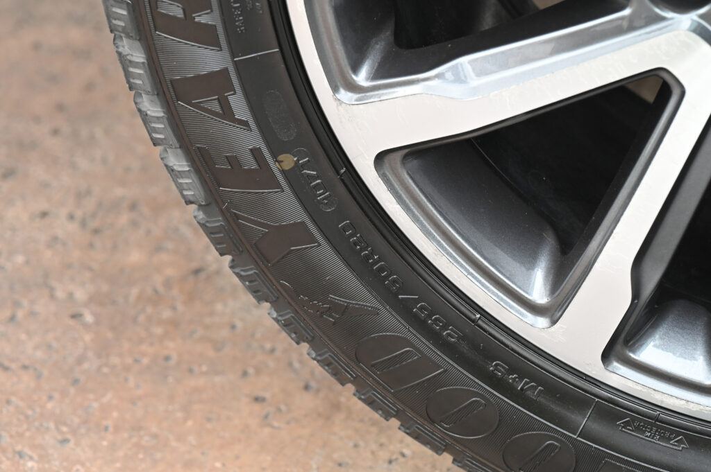 7,666 km Ford Everest 2.0 Bi-Turbo Titanium+ 4×4 Minorchange รถบ้านซื้อเงินสด ออกรถวันที่ 31/05/23