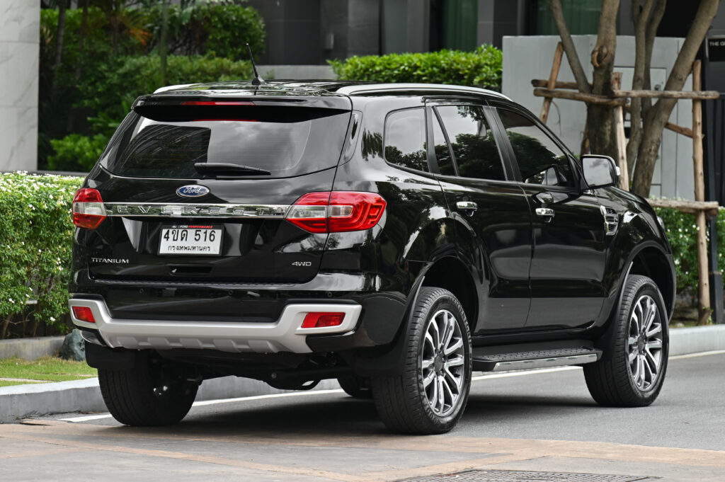7,666 km Ford Everest 2.0 Bi-Turbo Titanium+ 4×4 Minorchange รถบ้านซื้อเงินสด ออกรถวันที่ 31/05/23