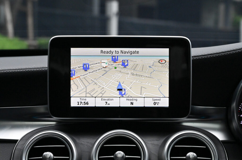 93,769 km Benz C300 BlueTEC HYBRID AMG Dynamic รถบ้านมือเดียว แบตไฮบริดเปลี่ยนใหม่แล้วที่ศูนย์เบนซ์