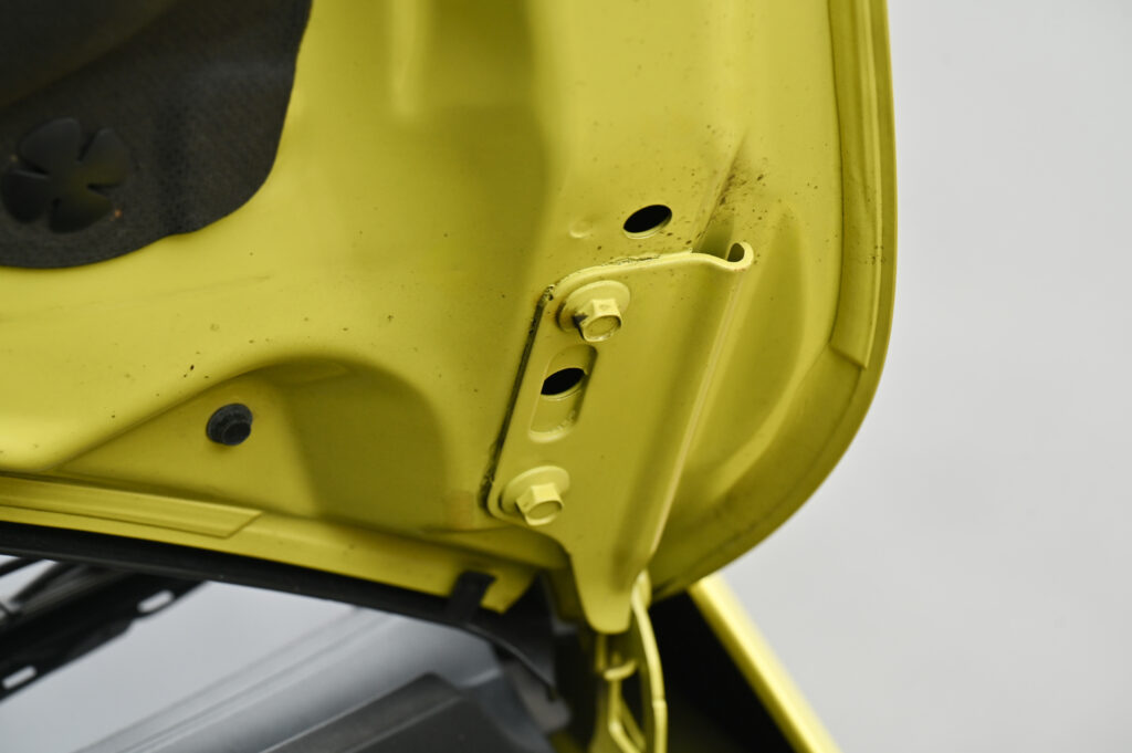 53,873 km Honda JAZZ 1.5 SV สีเหลือง Attract Yellow Pearl ที่ใช้เปิดตัว รถบ้านมือเดียวสภาพดีมากครับ