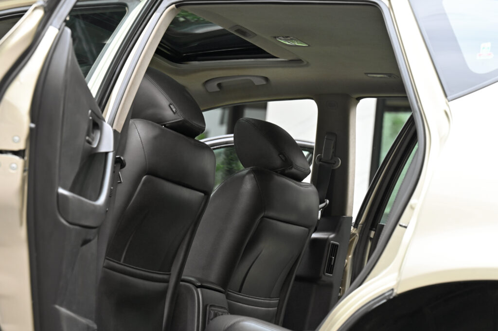 ขาย Nissan Murano 3.5 V6 อดีตรถสถานทูตอเมริกาสภาพดีครับ