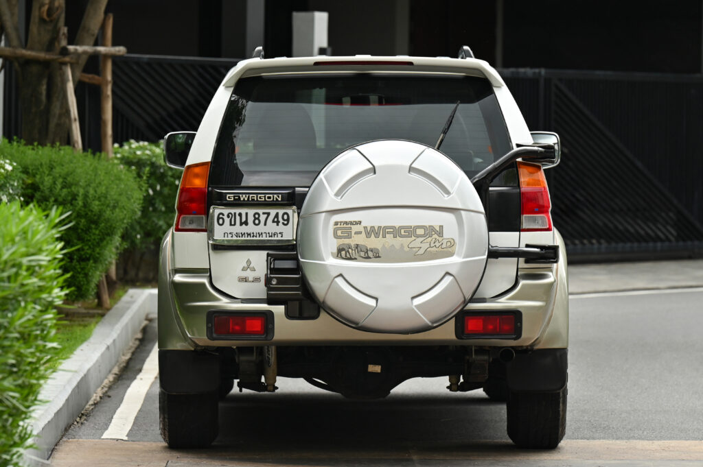 ขาย MITSUBISHI STARDA G-WAGON 2.8 GLS 4WD Rally Master Evolution สีขาวทูโทน สวยมากสภาพดีเยี่ยมครับ