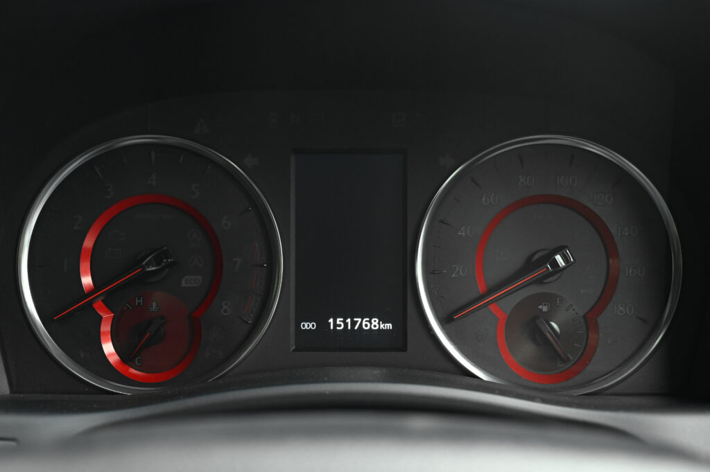 ขาย Alphard 2.5 SC Package รุ่น Top Minorchange รถบ้านมือเดียวซื้อเงินสด สภาพดีมากครับ