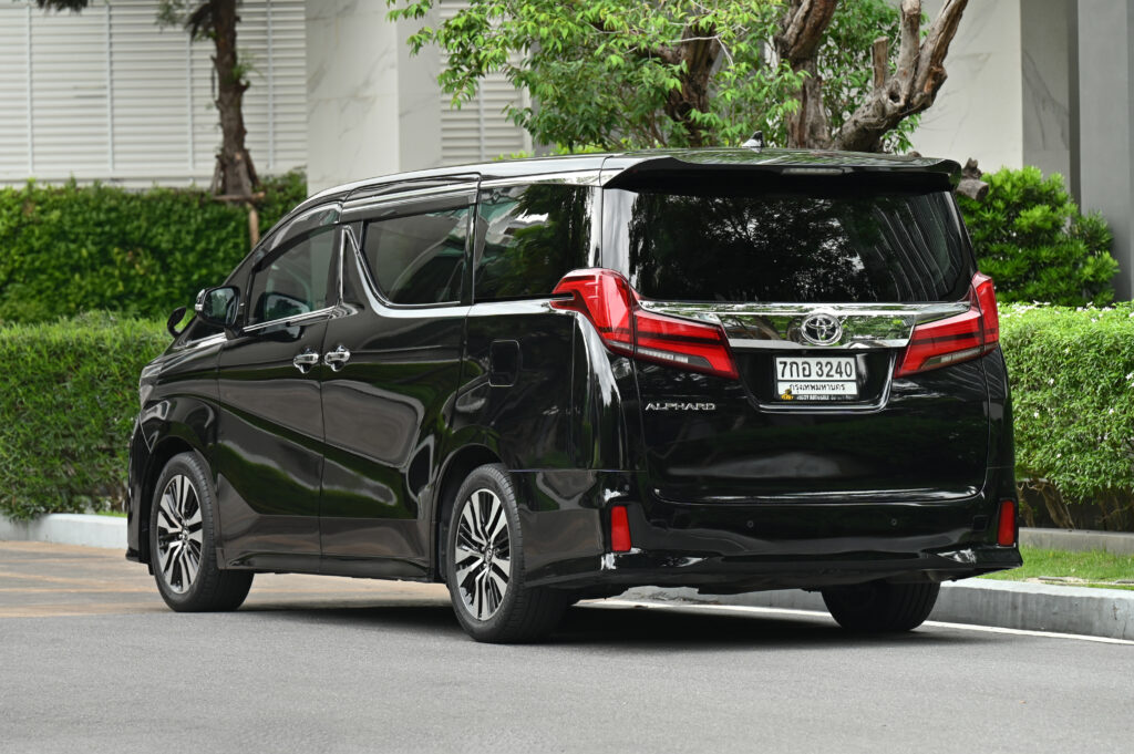 ขาย Alphard 2.5 SC Package รุ่น Top Minorchange รถบ้านมือเดียวซื้อเงินสด สภาพดีมากครับ