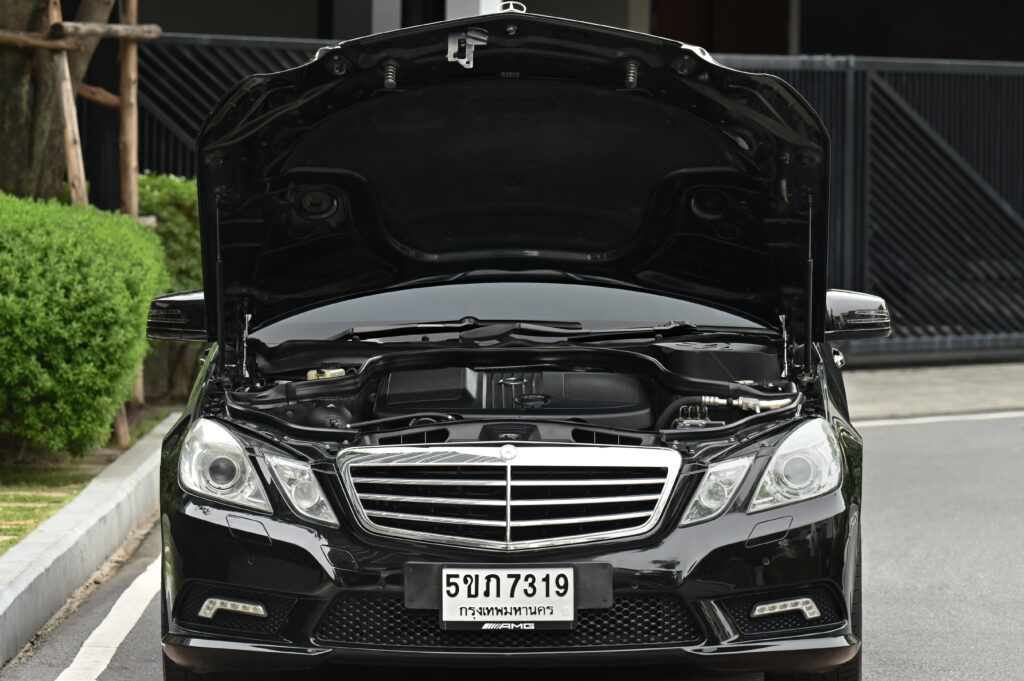 ขาย Benz W212 E 250 CDI AMG Sport Package เกียร์คอ มีหลังคา Panoramic เต็มบาน รถสวยมากสภาพดีเยี่ยม