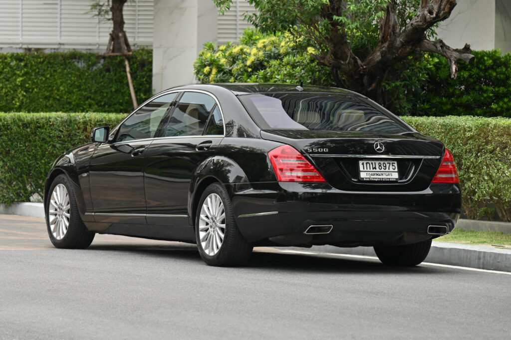80,000 km BENZ S500 L W221 FACELIFT V8-GASOLINE ENGINE M278 4.6 LITER 435 hp 7-SPEED