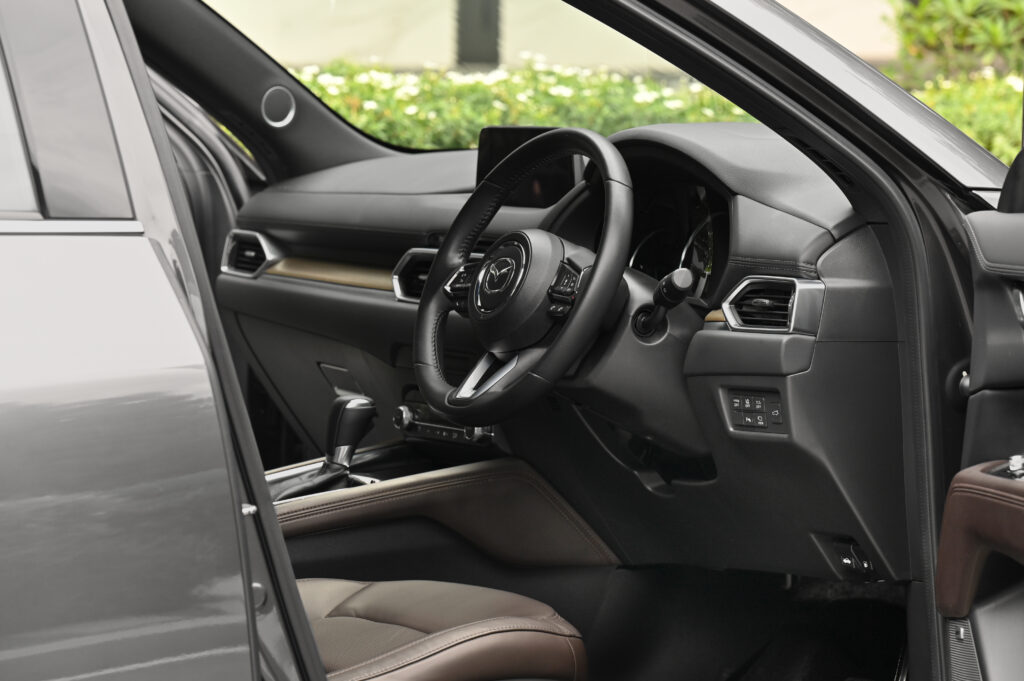 67,920 km Mazda CX-5 2.5 Turbo SP 4WD TOP สุดของรุ่น มีน้อยมากในตลาด รถบ้านใช้งานน้อยสภาพดีเยี่ยม