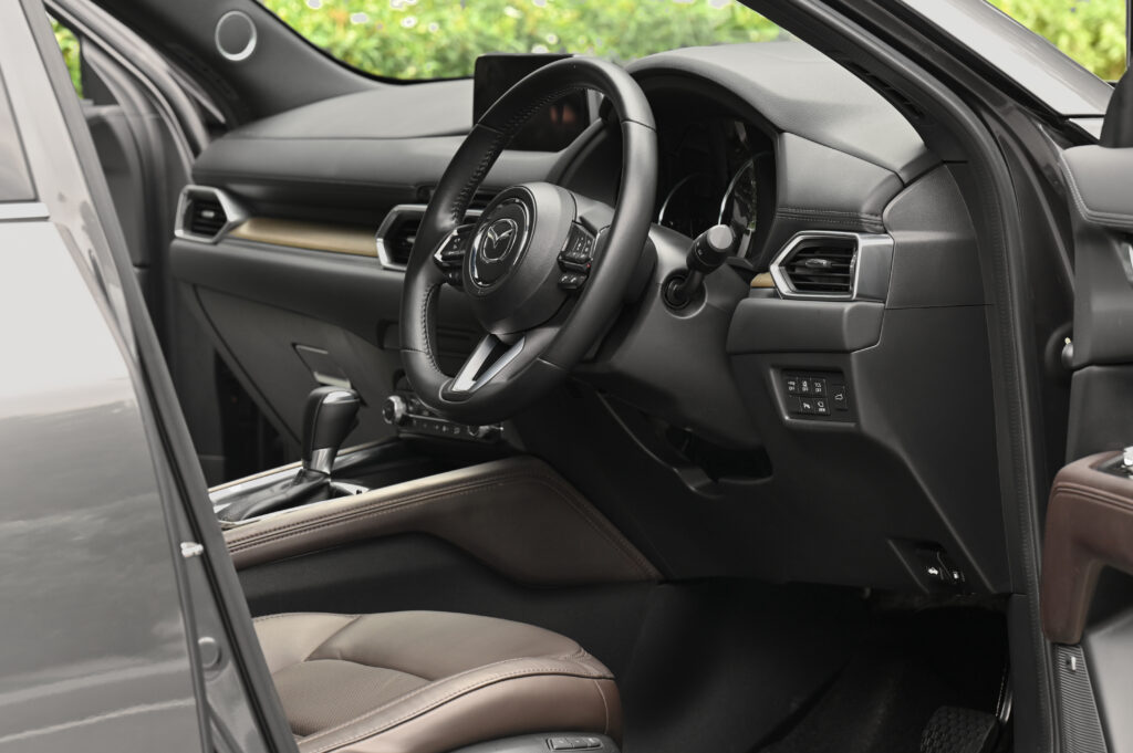 67,920 km Mazda CX-5 2.5 Turbo SP 4WD TOP สุดของรุ่น มีน้อยมากในตลาด รถบ้านใช้งานน้อยสภาพดีเยี่ยม