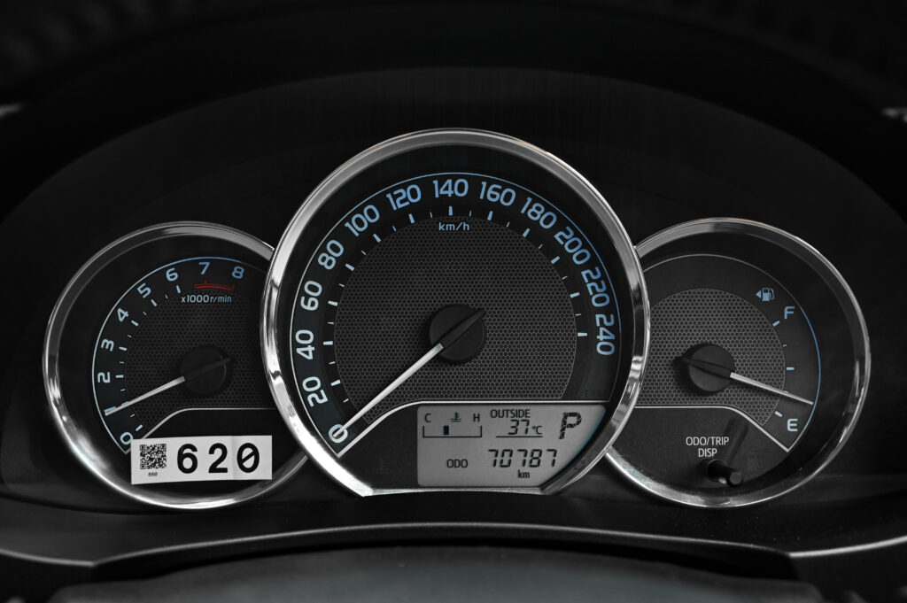 70,787 km ขาย Corolla ALTIS 1.8 ESPORT รถบ้านสวยมากสภาพดี ใช้งานน้อย ขับดีเยี่ยมครับ