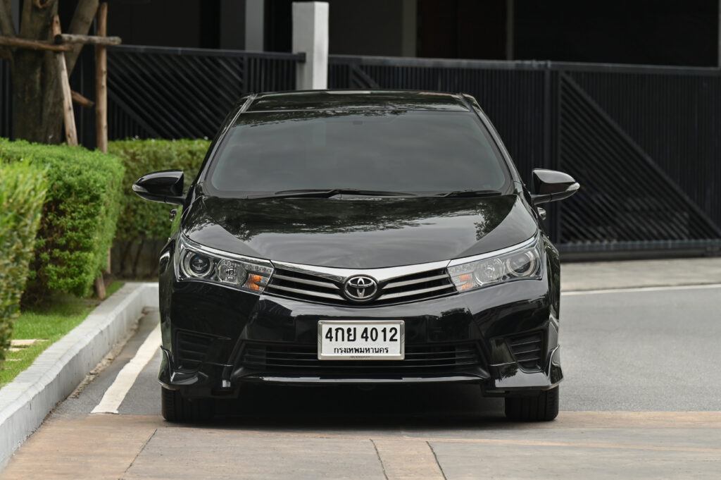 70,787 km ขาย Corolla ALTIS 1.8 ESPORT รถบ้านสวยมากสภาพดี ใช้งานน้อย ขับดีเยี่ยมครับ
